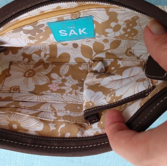 The Sak Handbag - Picture 9 of 9
